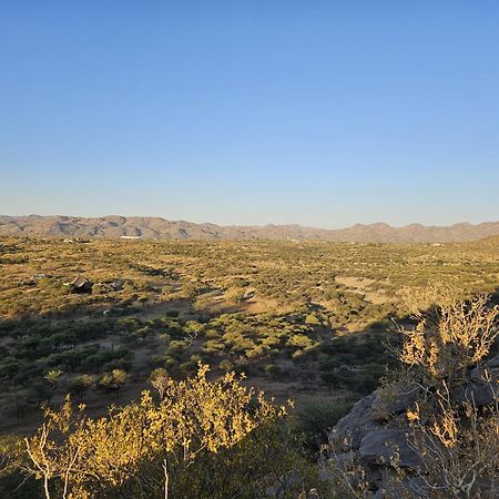Windhoek Game Camp Lafrenz Township Esterno foto